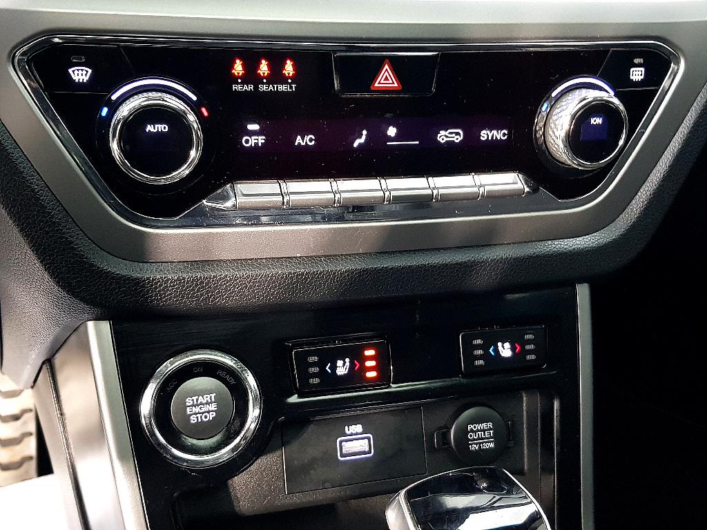 Ssangyong Korando - Vista 12