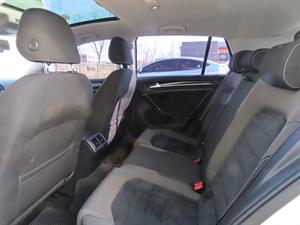 Volkswagen Golf - Vista 12