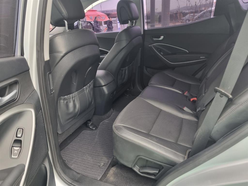 HYUNDAI Santa Fe - Vista 12