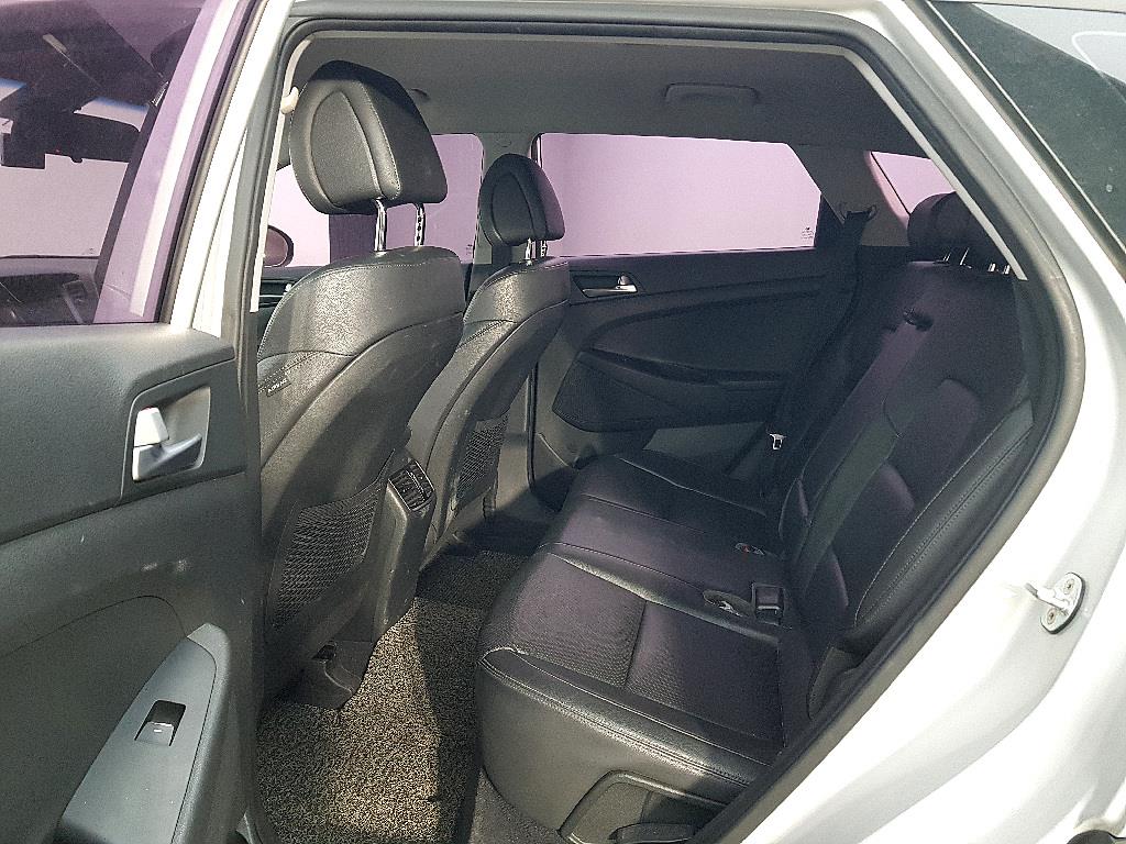 HYUNDAI Tucson - Vista 8