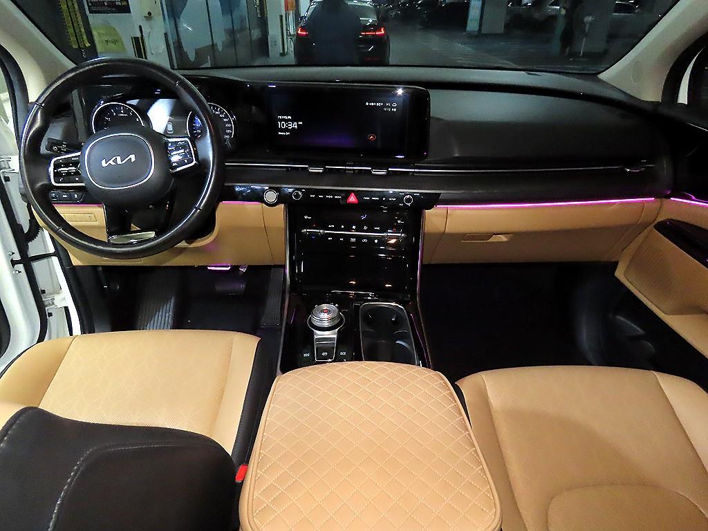 KIA Carnival - Vista 10