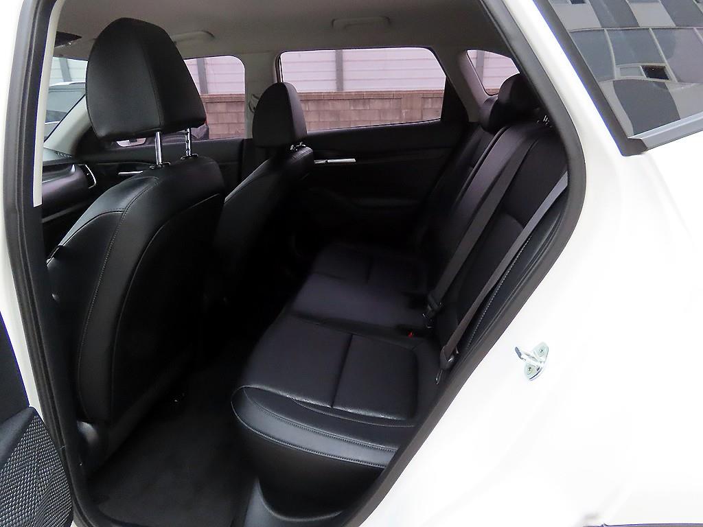 KIA Seltos - Vista 6