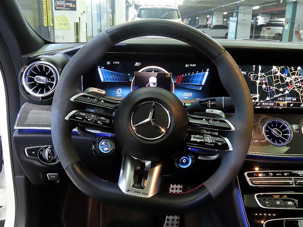 Mercedes Benz CLS Class - Vista 8