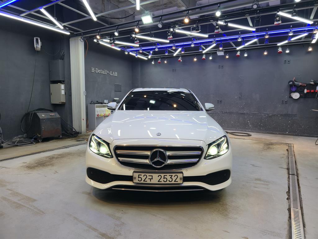 Mercedes Benz E class 2017 Blanco - Importación desde Corea - HF Imports Iquique - Foto 1