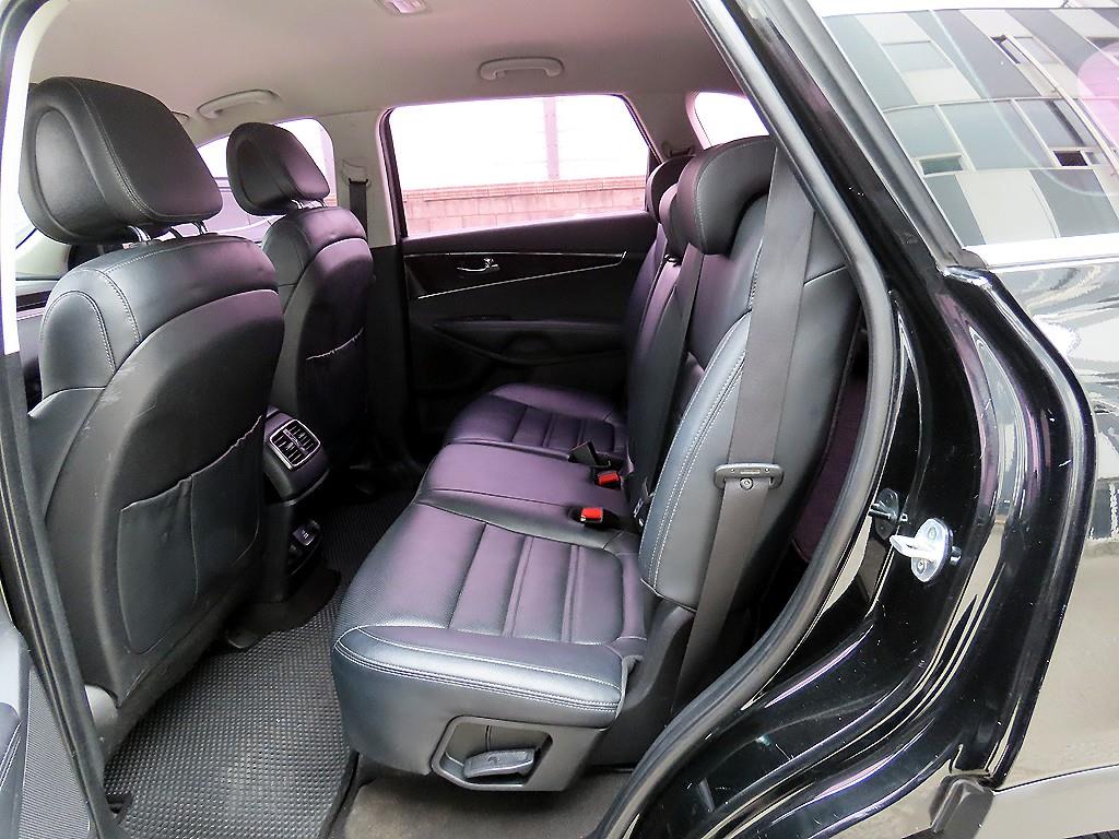 KIA Sorento - Vista 6