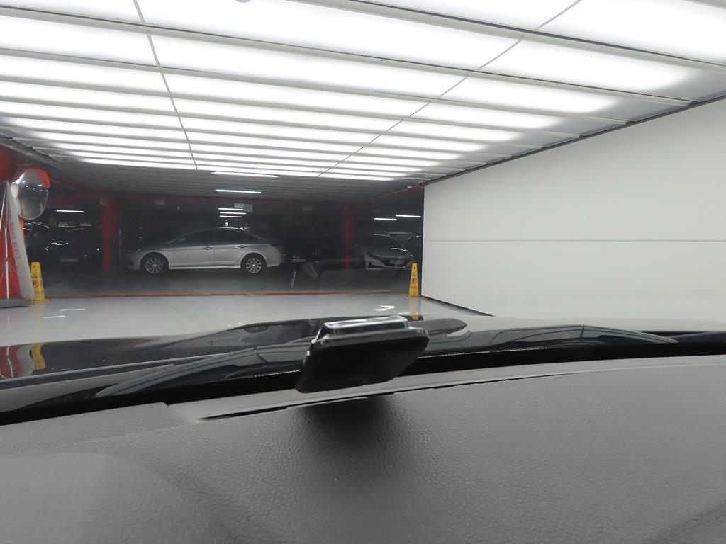 BMW 1 series 2014 Negro - Importación desde Corea - HF Imports Iquique - Foto 13