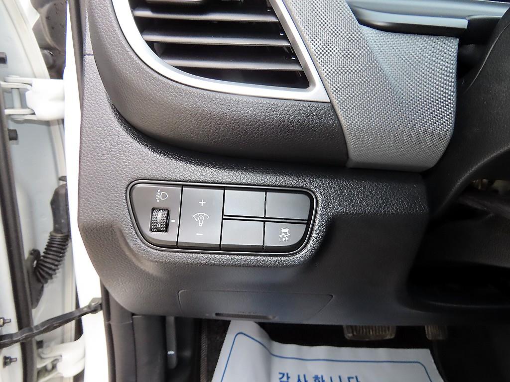 KIA Seltos - Vista 12