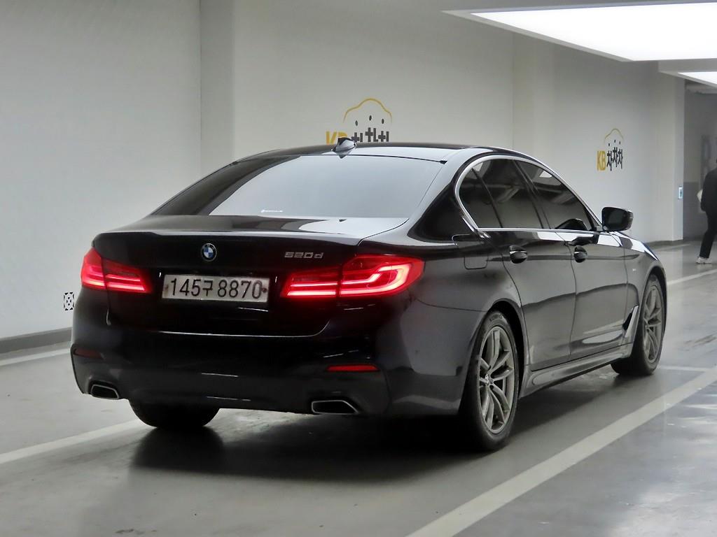 BMW 5 Series - Vista 4