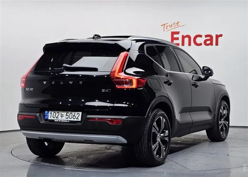 Volvo XC40 - Vista 2