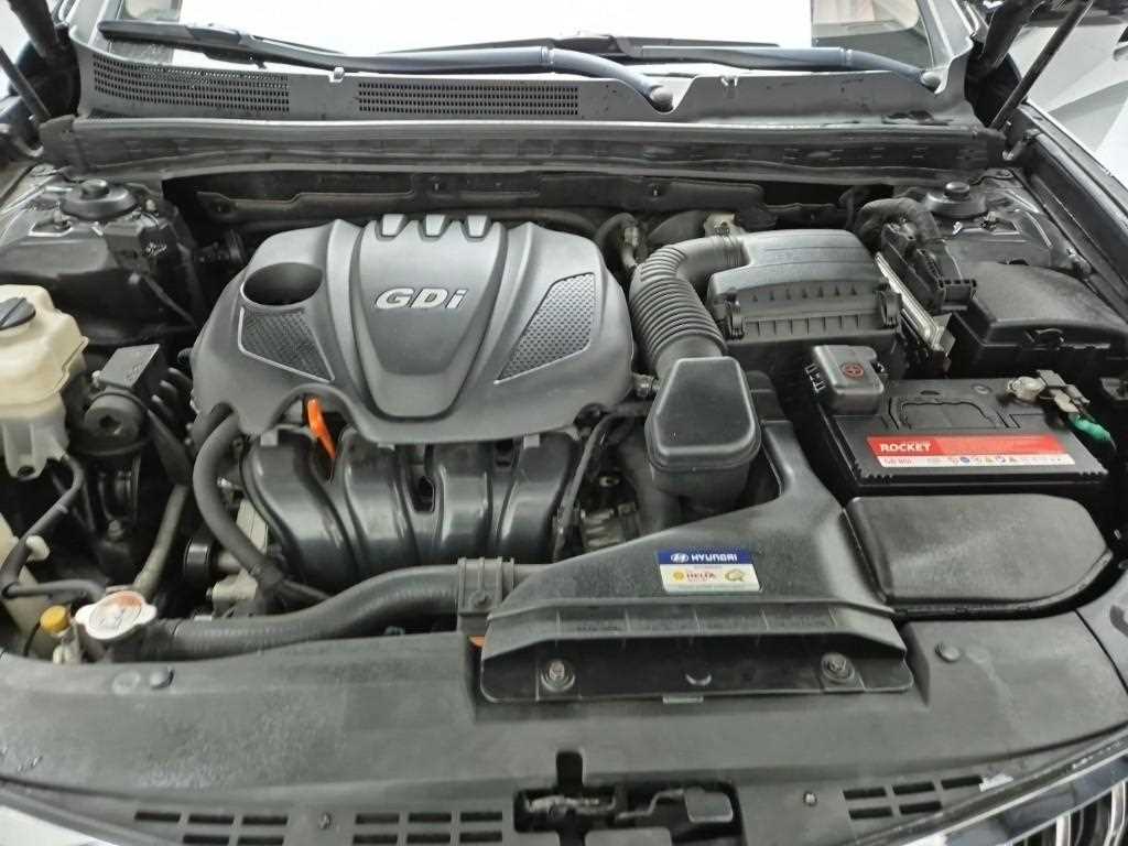 HYUNDAI Grandeur - Vista 5