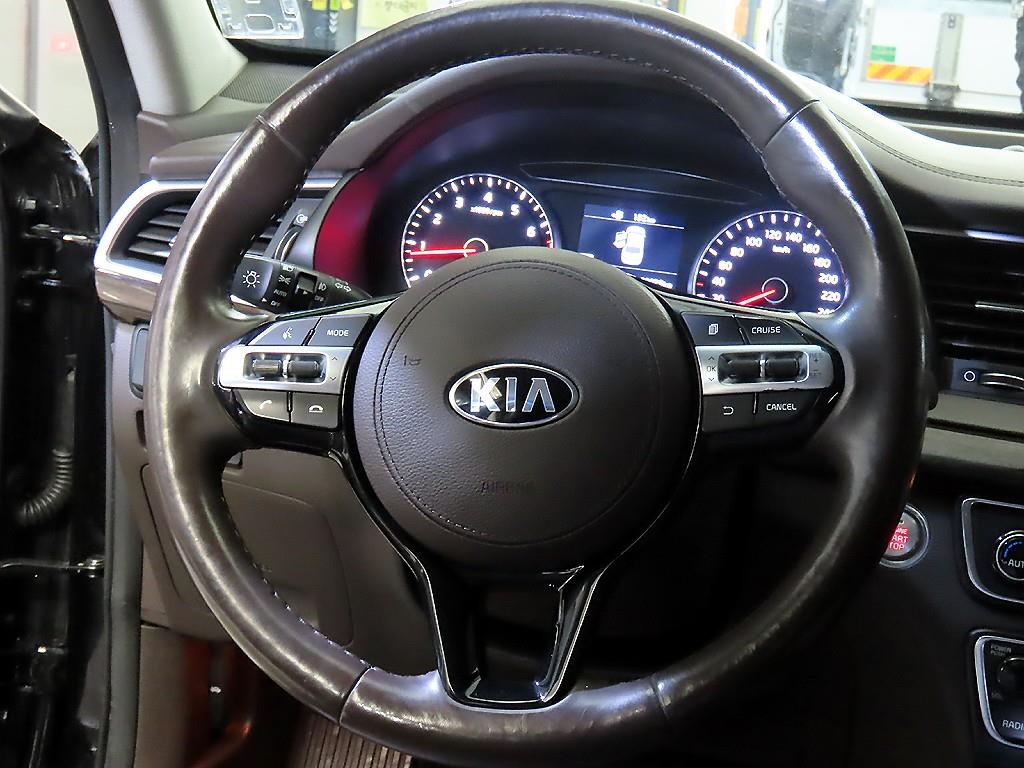 KIA K7 - Vista 8