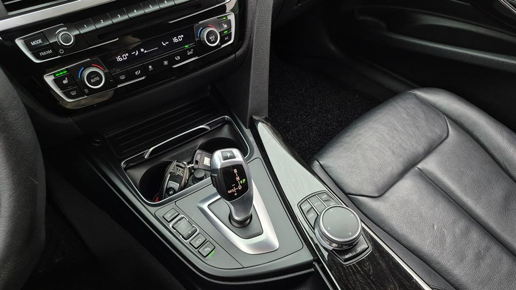 BMW Gran Turismo - Vista 12