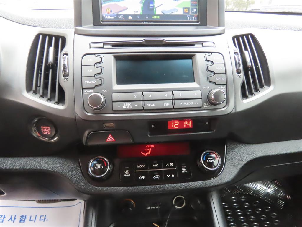 KIA Sportage 2013 Café - Importación desde Corea - HF Imports Iquique - Foto 13