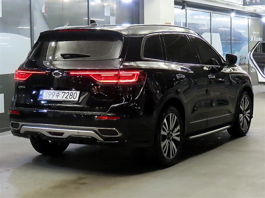 SAMSUNG QM6 - Vista 4