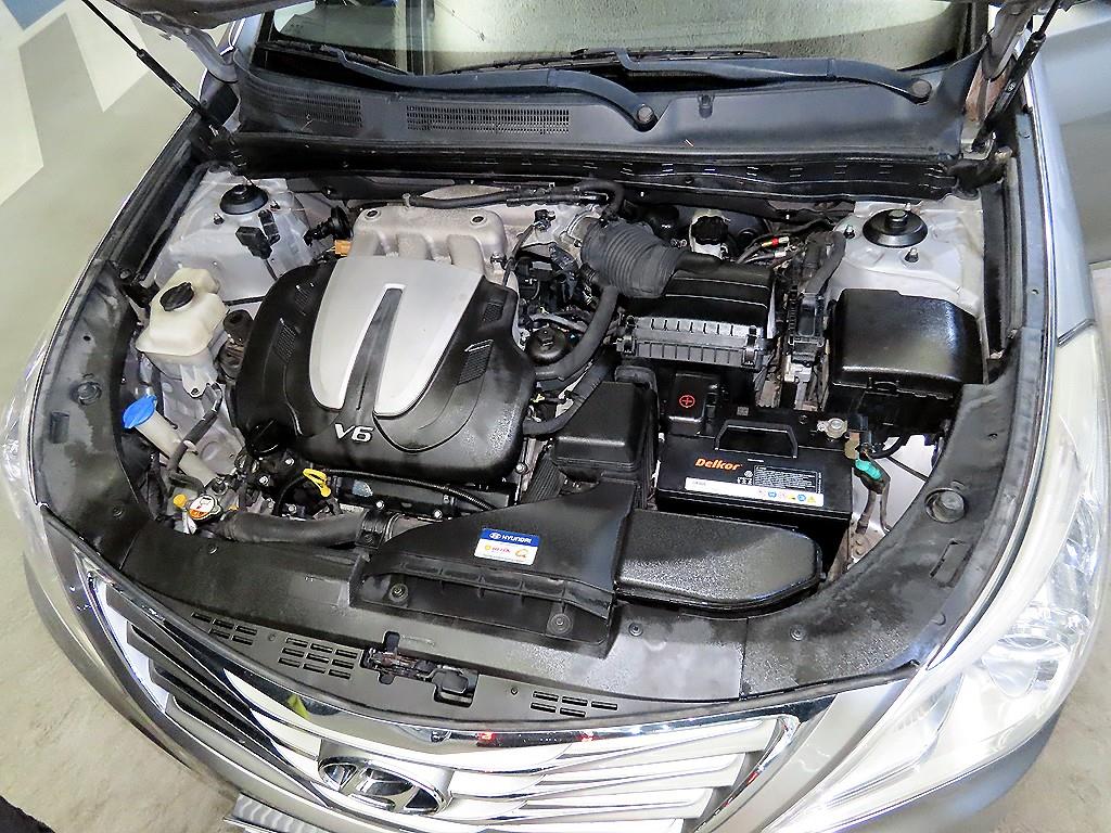 HYUNDAI Grandeur 2012 Gris - Importación desde Corea - HF Imports Iquique - Foto 19