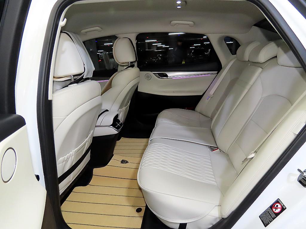 HYUNDAI Grandeur - Vista 7