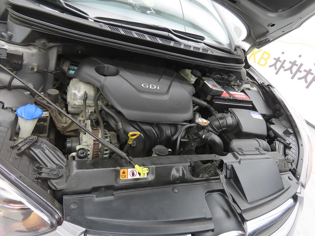 HYUNDAI Avante 2012 Gris - Importación desde Corea - HF Imports Iquique - Foto 19