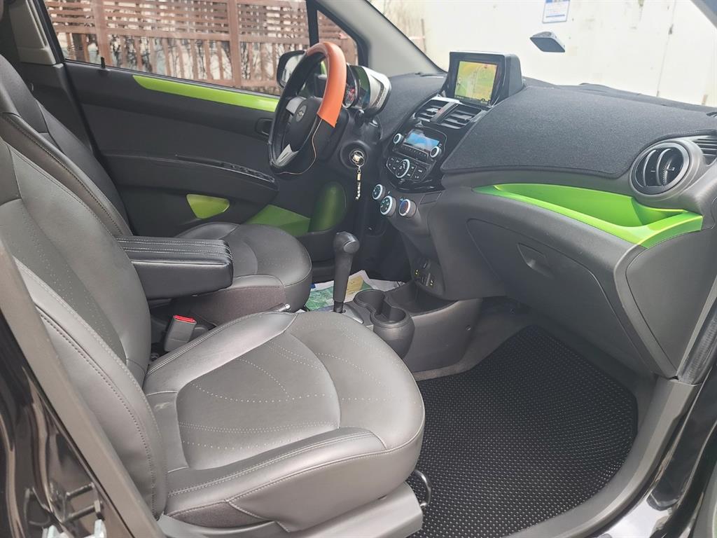 Chevrolet Spark - Vista 7