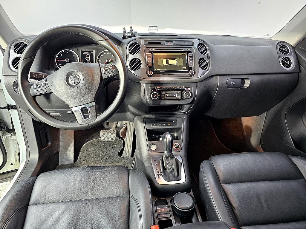Volkswagen Tiguan - Vista 5