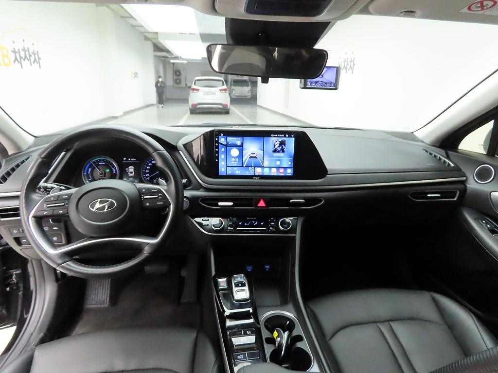 HYUNDAI Sonata - Vista 6