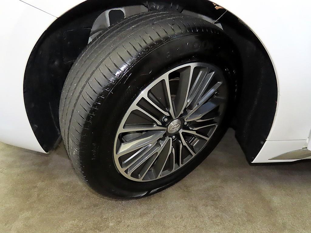 HYUNDAI Grandeur 2019 Blanco - Importación desde Corea - HF Imports Iquique - Foto 20