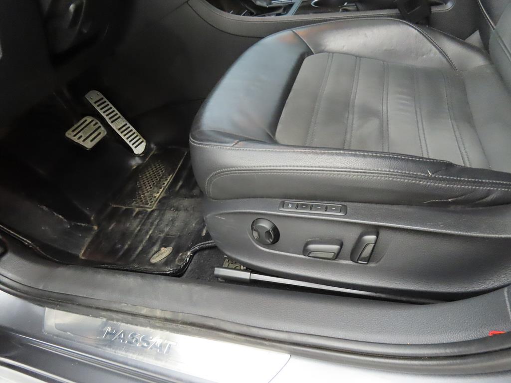 Volkswagen Passat 2015 Gris - Importación desde Corea - HF Imports Iquique - Foto 15