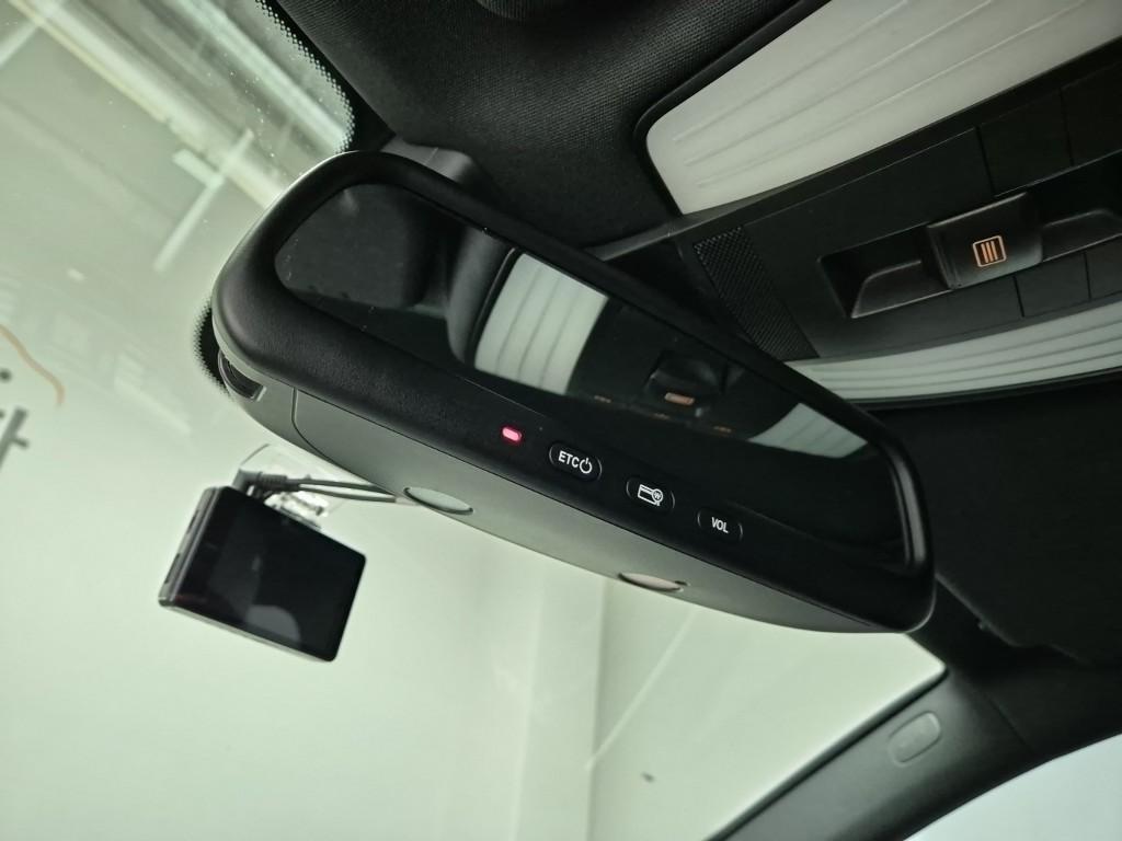 Mercedes Benz E class 2015 Gris - Importación desde Corea - HF Imports Iquique - Foto 17