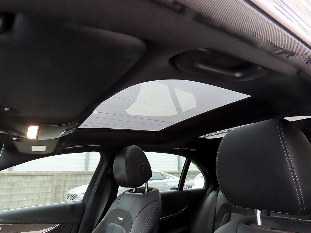 Mercedes Benz E class 2022 Negro - Importación desde Corea - HF Imports Iquique - Foto 16