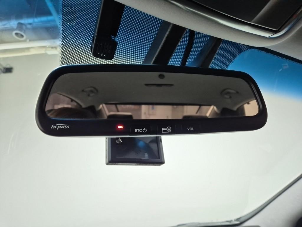 HYUNDAI Grandeur 2011 Negro - Importación desde Corea - HF Imports Iquique - Foto 13