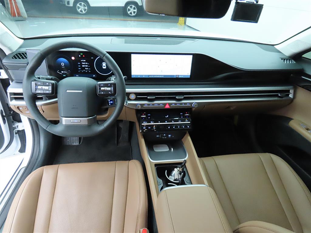 HYUNDAI Grandeur - Vista 7