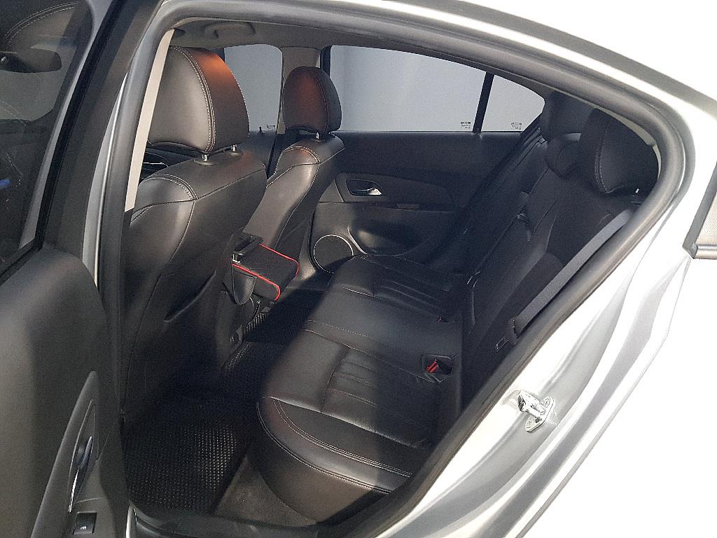 Chevrolet Cruise - Vista 9