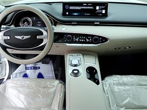 Genesis GV70 - Vista 10