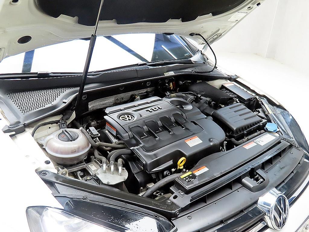 Volkswagen Golf 2015 Blanco - Importación desde Corea - HF Imports Iquique - Foto 19