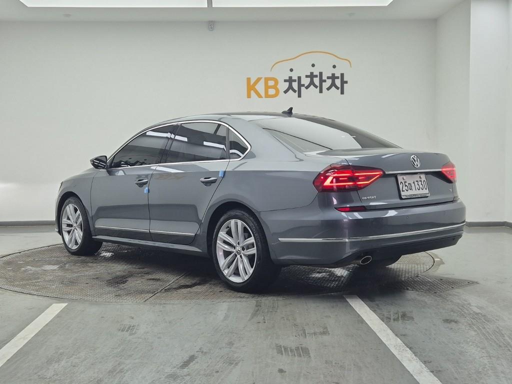 Volkswagen Passat - Vista 3