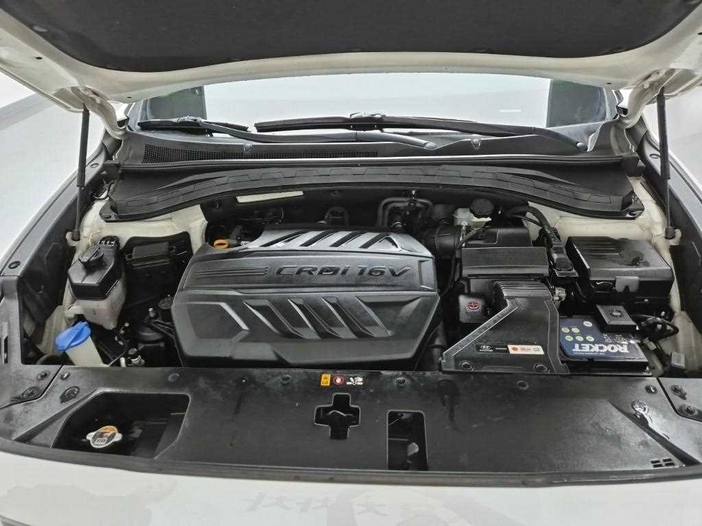 HYUNDAI Santa Fe - Vista 5