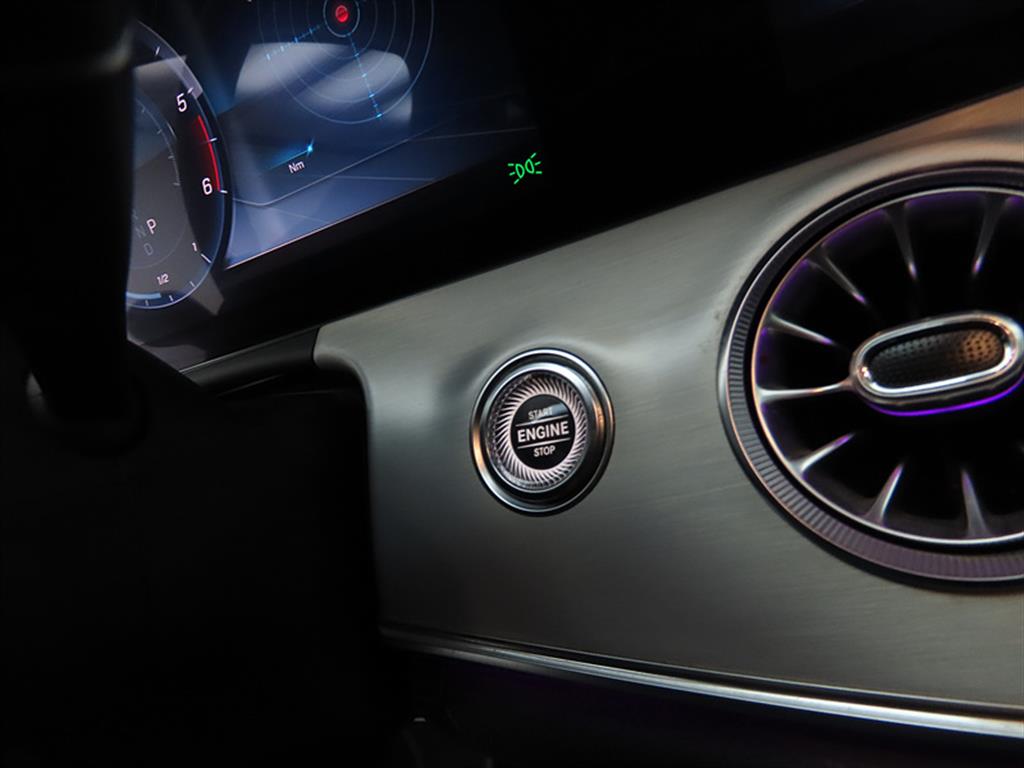 Mercedes Benz CLS Class - Vista 12