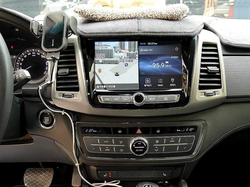 Ssangyong Rexton 2019 Gris - Importación desde Corea - HF Imports Iquique - Foto 9