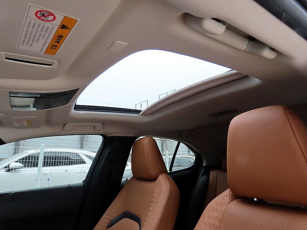 Lexus UX 2019 Blanco - Importación desde Corea - HF Imports Iquique - Foto 17