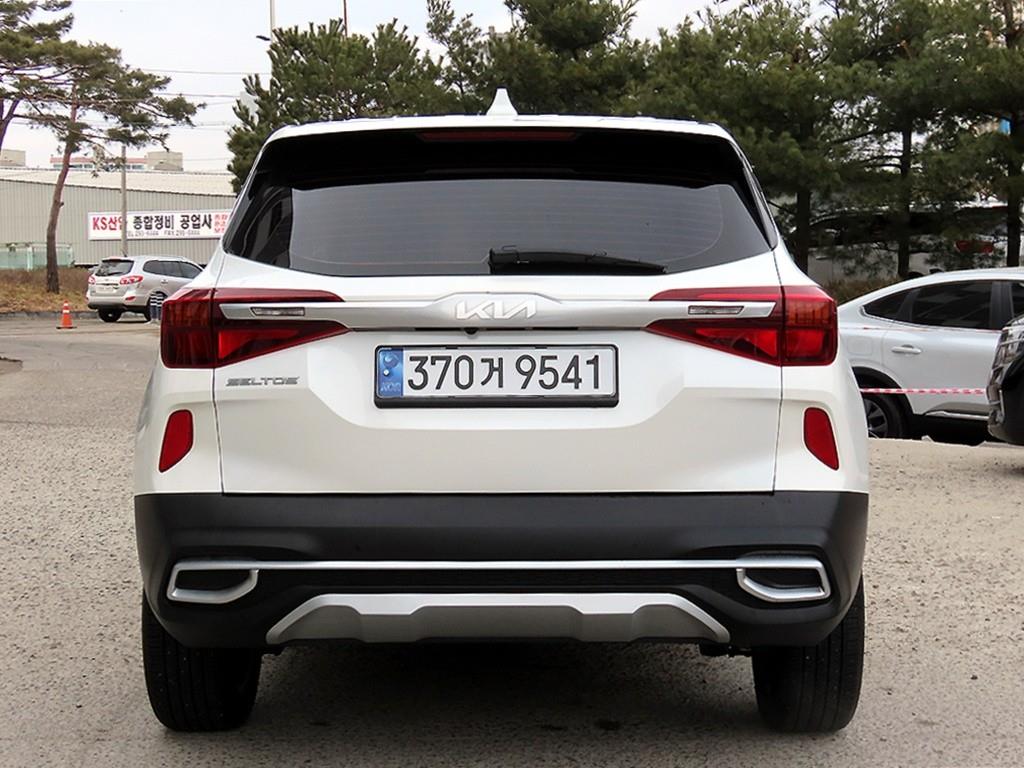 KIA Seltos - Vista 4
