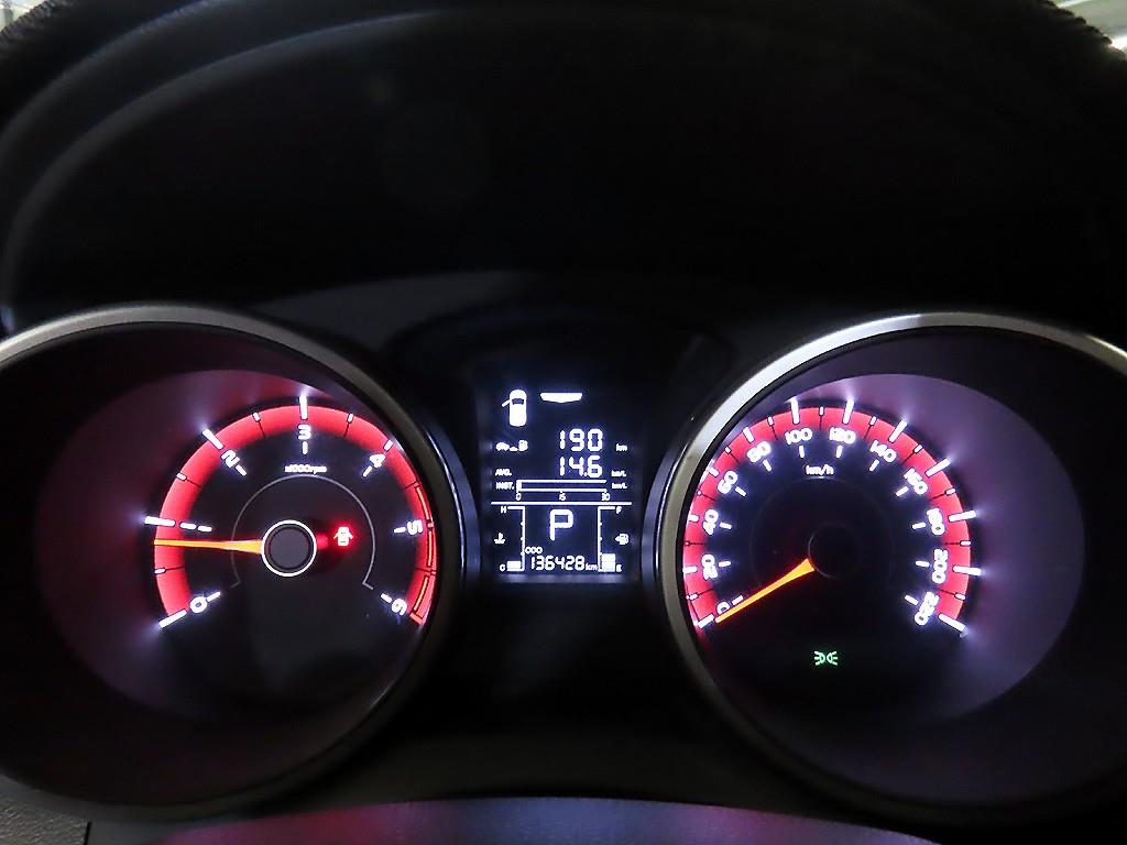 Ssangyong Tivoli - Vista 9