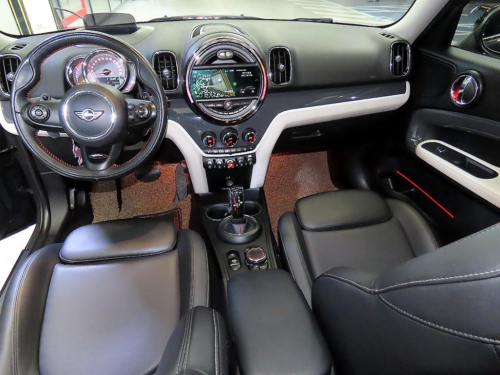 Mini Countryman - Vista 10