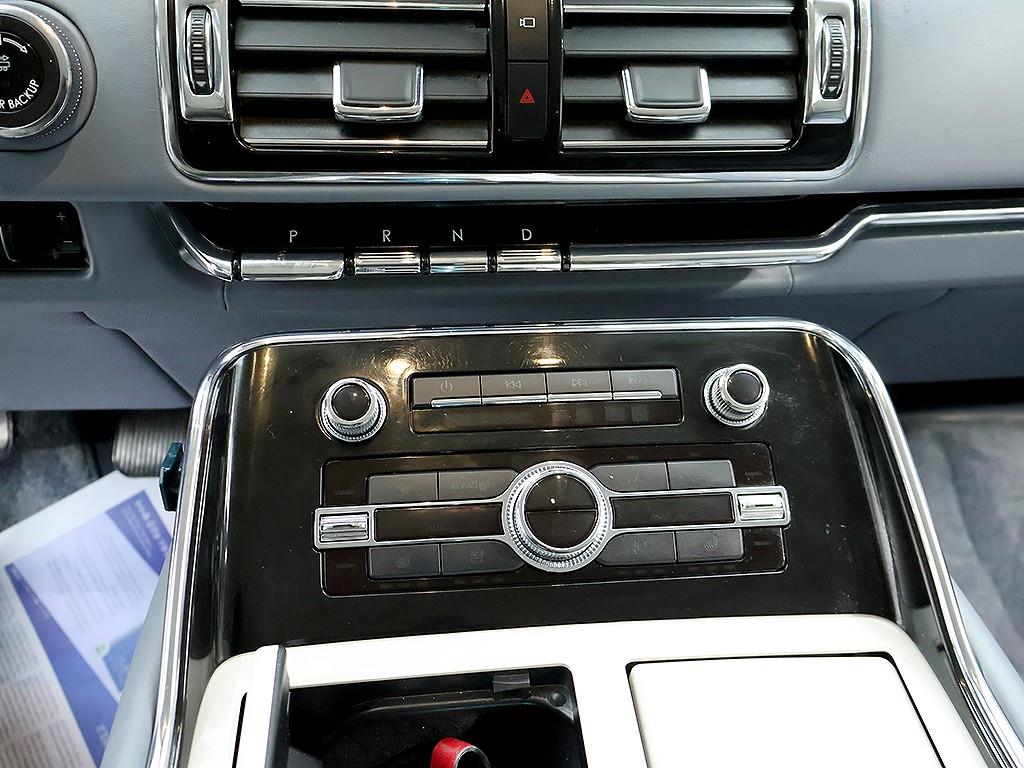 Lincoln Navigator 2019 Negro - Importación desde Corea - HF Imports Iquique - Foto 9