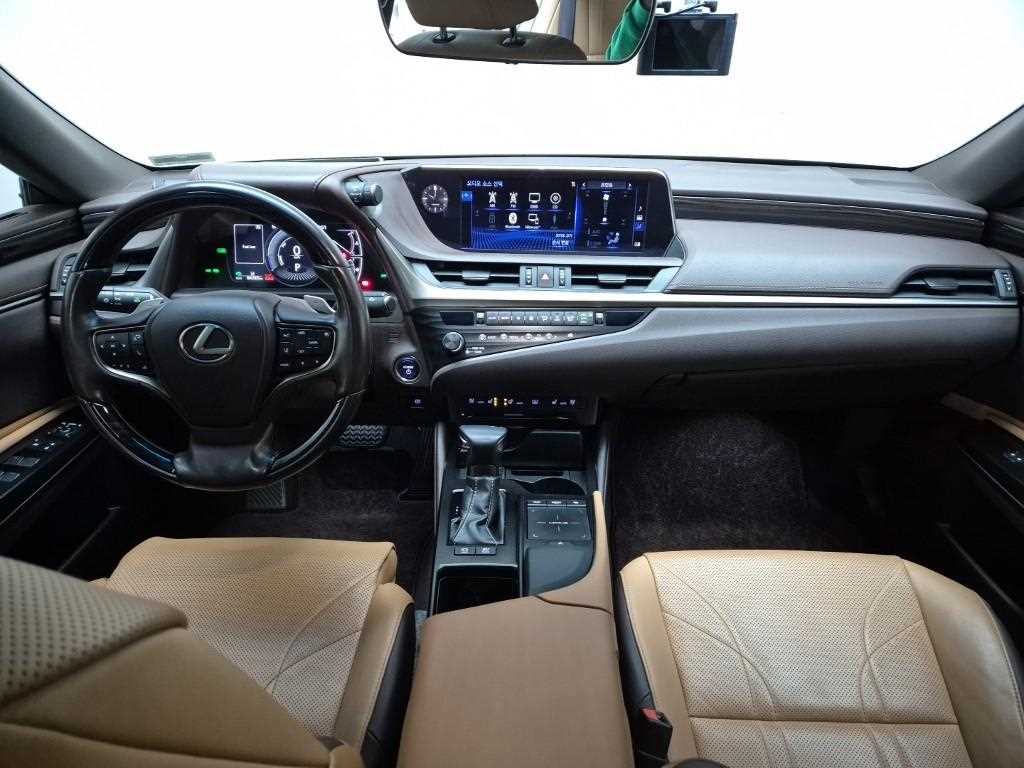 Lexus ES - Vista 7