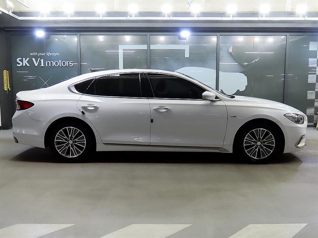 HYUNDAI Grandeur - Vista 3