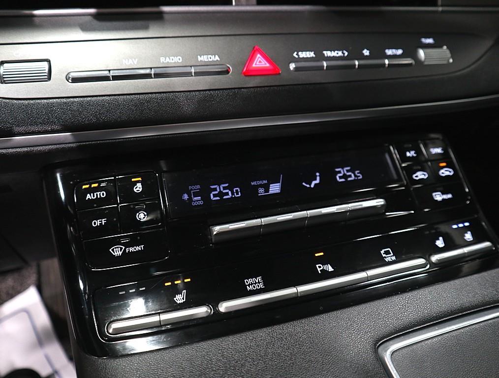 HYUNDAI Grandeur - Vista 12