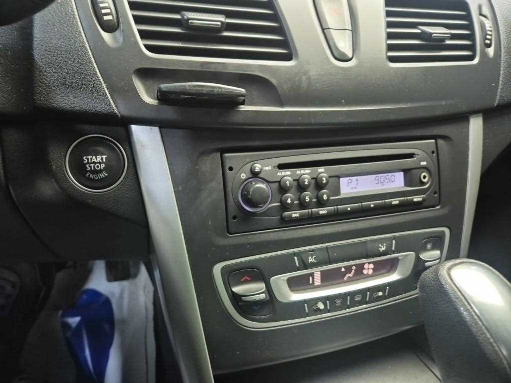 SAMSUNG SM5 2012 Blanco - Importación desde Corea - HF Imports Iquique - Foto 13