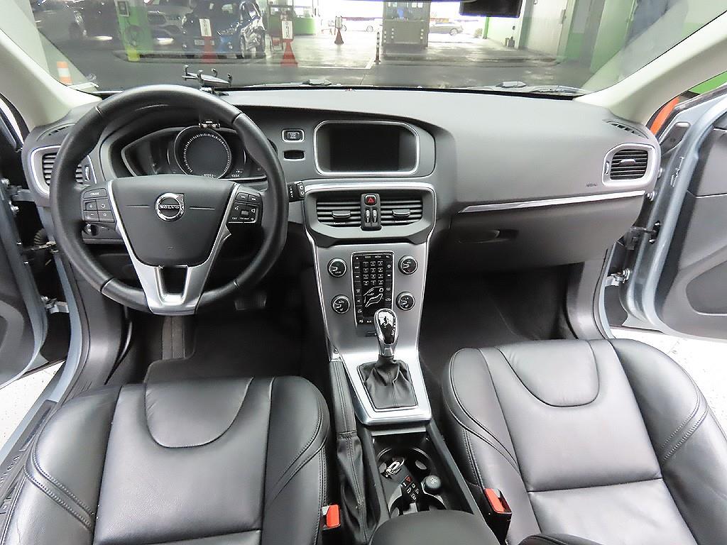 Volvo V40 2017 Gris - Importación desde Corea - HF Imports Iquique - Foto 11