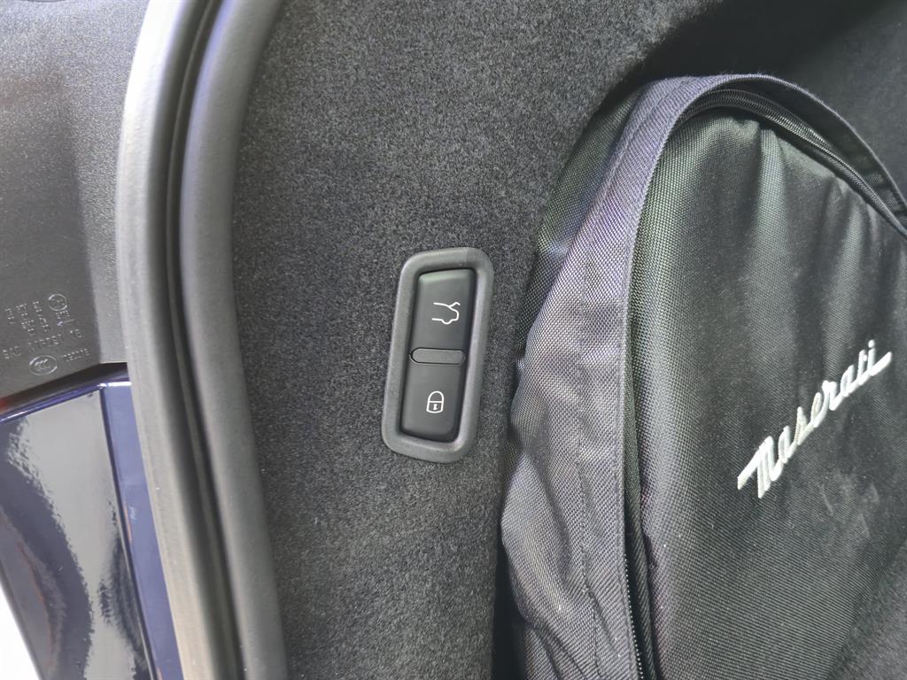 Maserati Levante 2020 Azul - Importación desde Corea - HF Imports Iquique - Foto 20