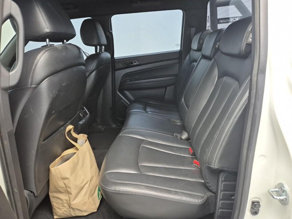 Ssangyong Rexton - Vista 12