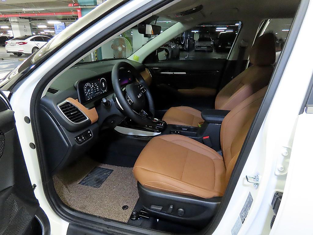 KIA Seltos - Vista 6